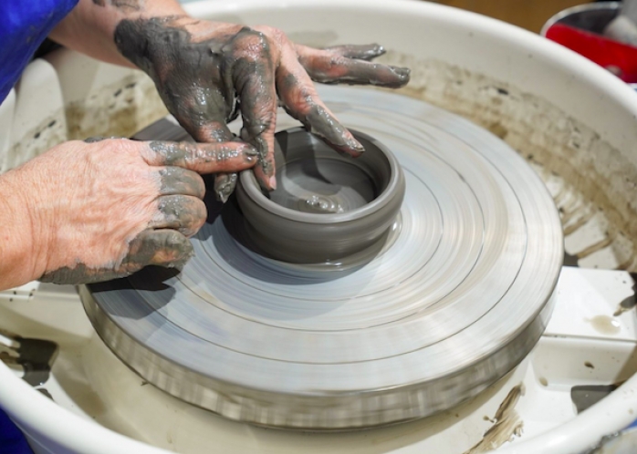 Team-Building création d'un mug en poterie