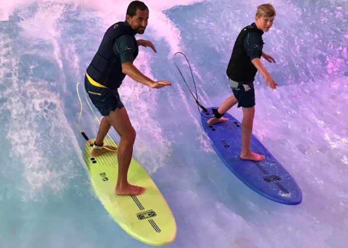 Votre simulateur de vague de surf en intérieur à Lyon