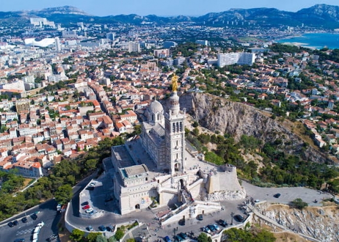 Découvrez notre classement des soirées d'entreprise marseillaise 